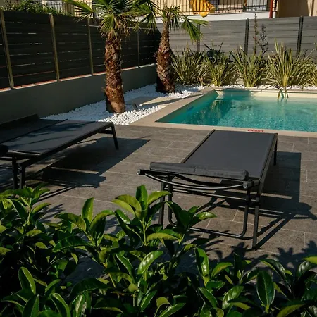 Olive 103 Apartment *