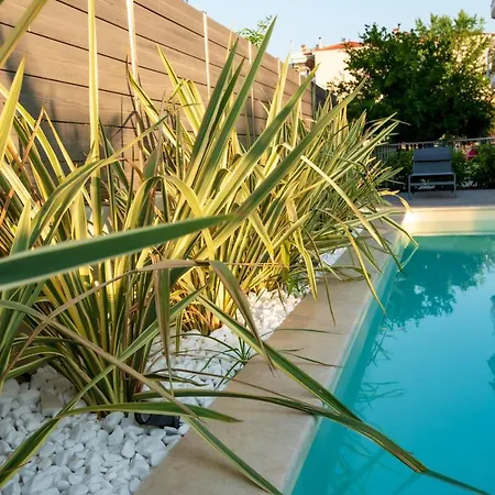 Olive 103 Apartmán Peraía
